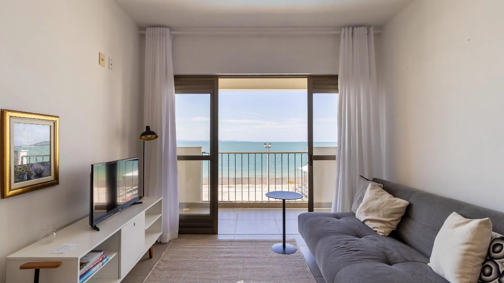 Apartment Otimo Apto C/ Piscina E De Frente A Praia Lbm306 Florianopolis Brazil